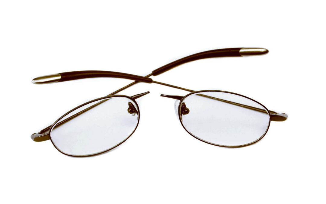 Achiziția unor ochelari ieftini nu reprezintă, neapărat, cea mai bună alegere